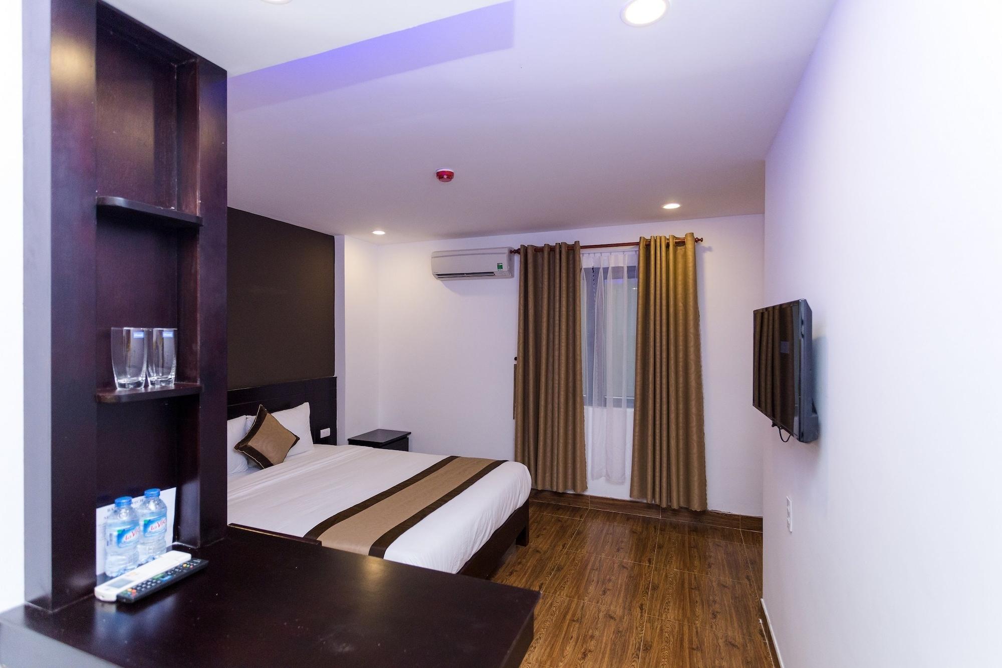 Manchester Hotel Da Nang Esterno foto